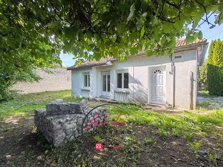 maison de plain pied  2 chambres  jardin