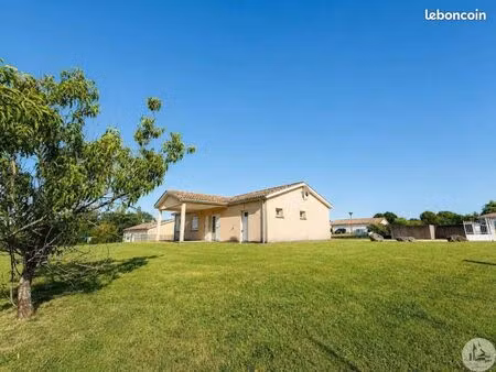maison de village 4 pièces 90 m²