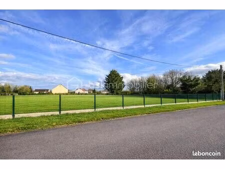 terrain 1 939 m² freville du gatinais