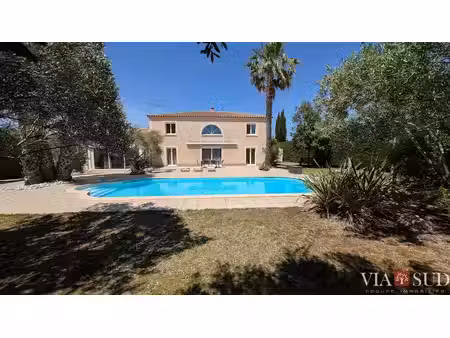 a 10 min de béziers  belle villa de plus de 200 m² habitables sur 1775 m² de terrain sans.