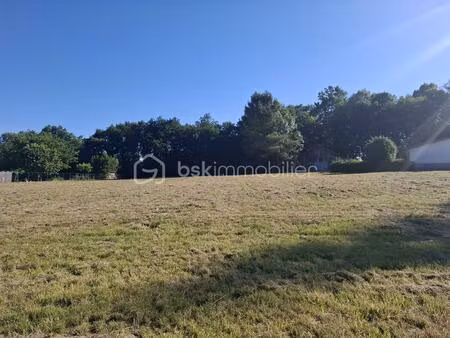 terrain de 1 137 m² à frontenac