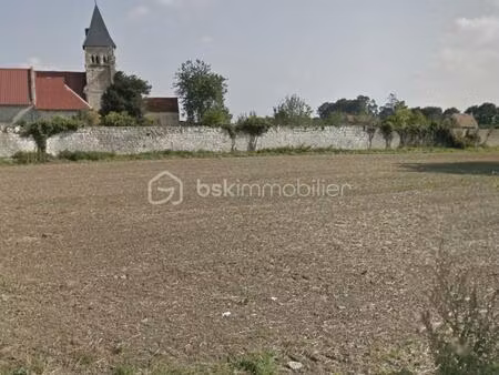 terrain agricole de 1 500 m² à menevillers