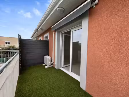 appartement t3 avec terrasse en résidence