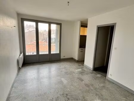 lot de trois appartements loués