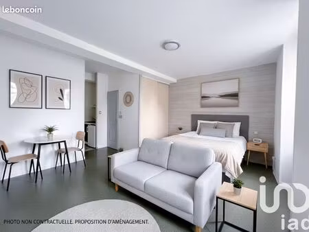 studio 1 pièce 24 m²