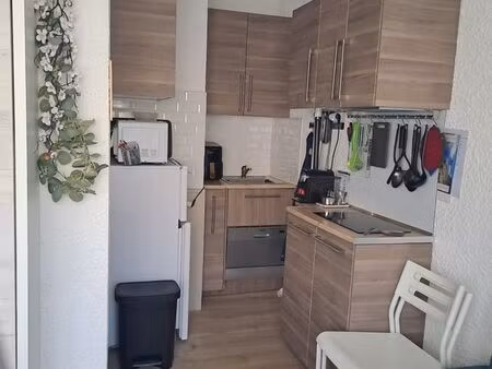 studio a vendre