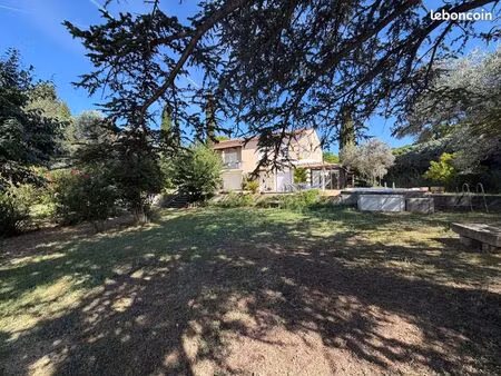 propriété 7 pièces 162 m²