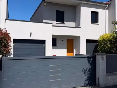 maison 5 pièces 126 m2