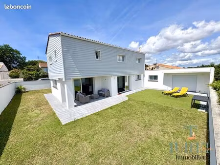 maison 5 pièces 150 m²