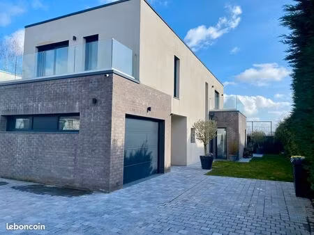 maison cubique 150m2 à templeuve-en-pévèle