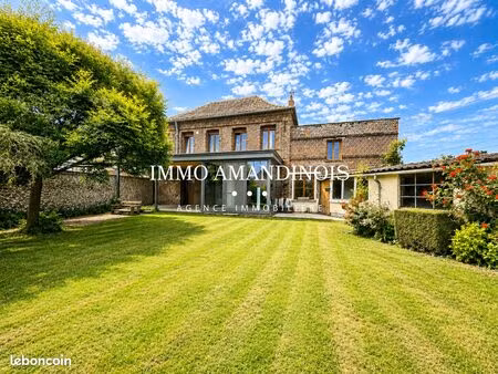maison 6 pièces 145 m²