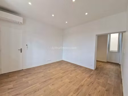 location appartement 2 pièces 43 m2 à le luc