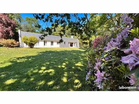 maison 8 pièces 162 m²