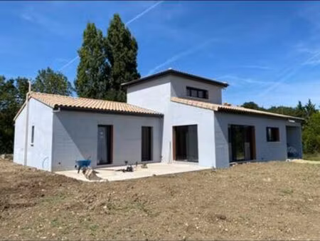 maison 2020 - 132 m2 - terrain 816 m2