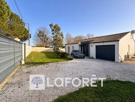 maison récente t4 de plain-pied à vendre sur un terrain de 1414 m² hors lotissement entre 