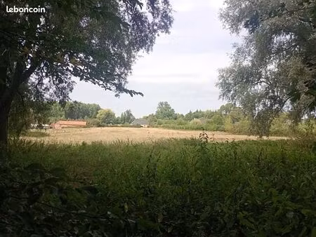 terrain de 13500m2
