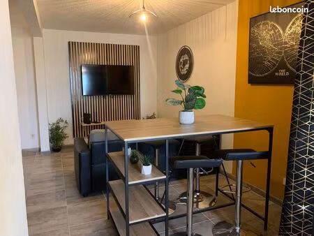 appartement f1 spacieux à proximité du centre