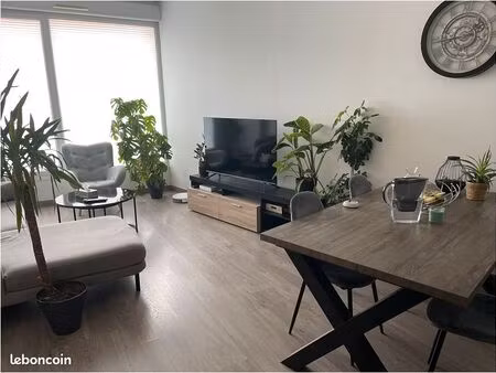 appartement 3 pièces 64 m²