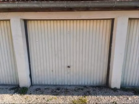 garage mouchard