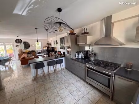 maison meublée 105 m² – 4 chambres – lunel nord – 1 250 /mois