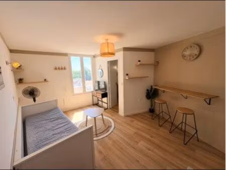 studio meublé