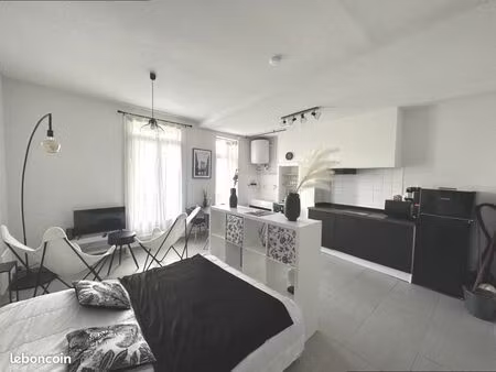 studio 2 pièces 27 m²