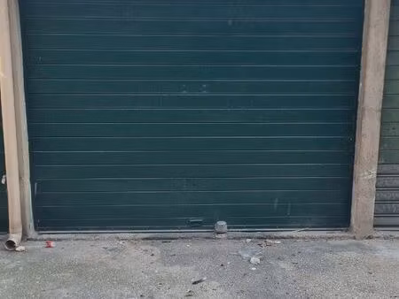 location garage marseille plombières