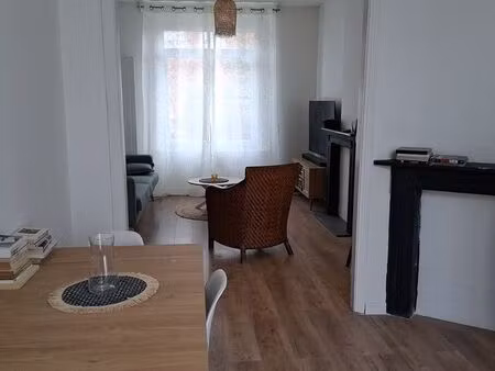 maison meublée avec jardin  terrasse et parking privatif