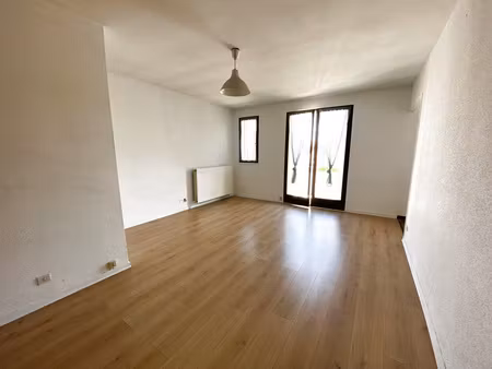 location appartement 1 pièce 29m² bordeaux 33000