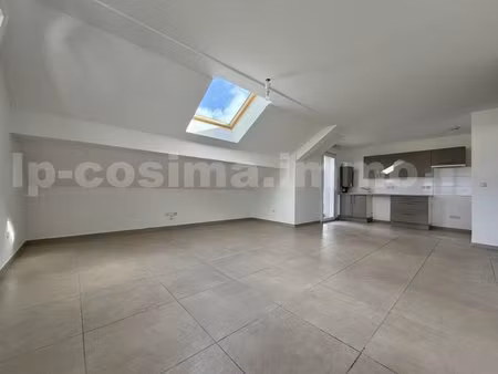 appartement t3 balcon garage place extérieur marnaz proche frontière suisse
