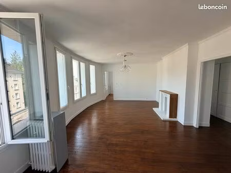 apt t3 rénové 80 m² - au pied du campus 1 de caen