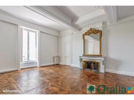 appartement 5 pièces 166 m²