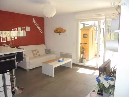 t2 meublé 40 m² + terrasse de 20 m² – marseille 8ème (bonneveine / lapin blanc)