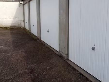 loue garage