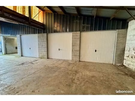 location garage / box / parking - quimper