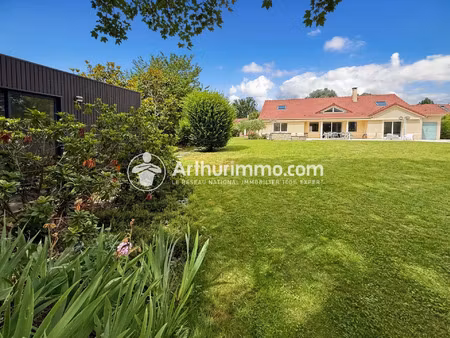 vente maison 8 pièces 260 m2 à étiolles
