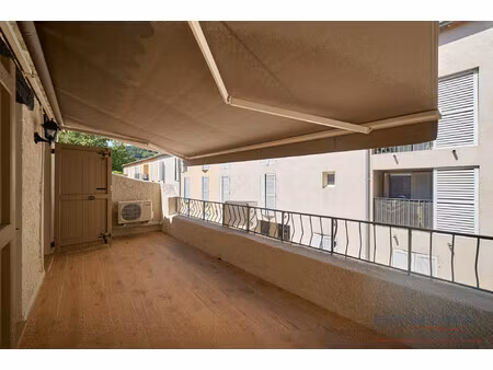 location appartement 3 pièces 50m² le beausset 83330
