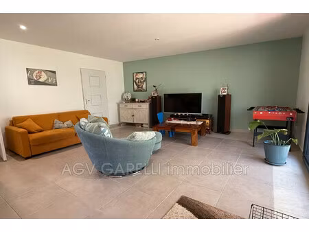 location maison 3 pièces 81m² le revest les eaux 83200