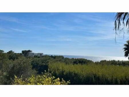 location appartement 4 pièces 138m² st cyr sur mer 83270