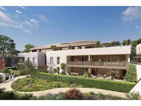 appartement de 4 pièces de luxe en vente à six-fours-les-plages  france
