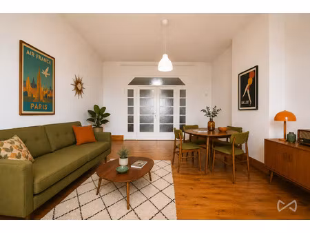 appartement te koop in sint-jans-molenbeek met 1 slaapkamer