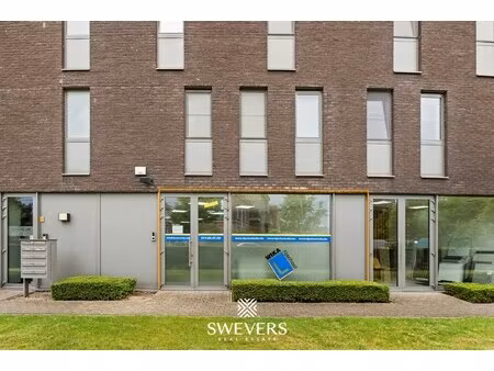 commercieel te koop in beringen