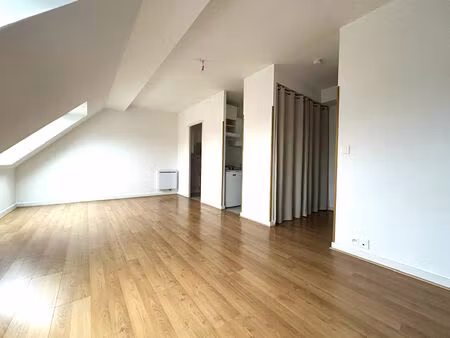 location appartement 2 pièces 34m²
