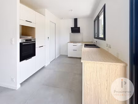location maison 5 pièces 120m²