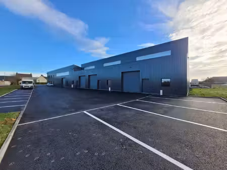 location local commercial