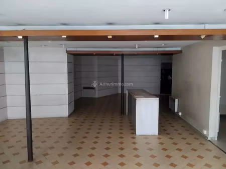 vente local commercial 4 pièces à carmaux