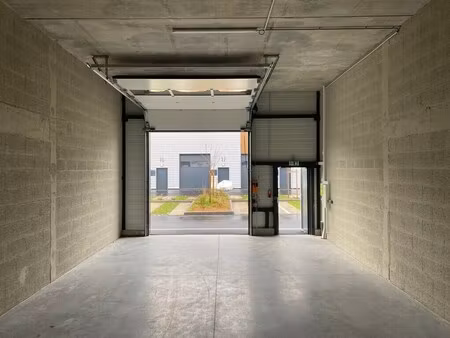 location local d’activités gradignan 33170 129m²