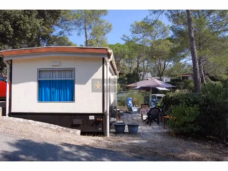 vente terrain 200 m2 à fréjus