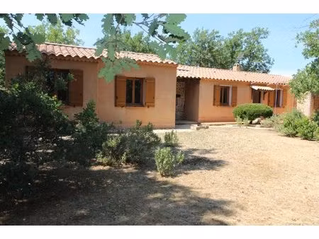 luberon à st-saturnin les apt  belle maison de plain pied avec beau terrain clos et...