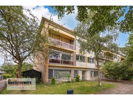 appartement te koop in brasschaat met 3 slaapkamers